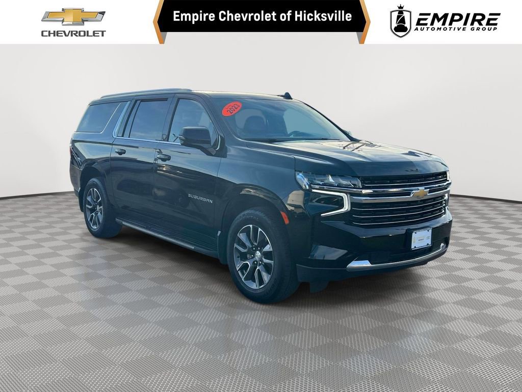 Used 2023 Chevrolet Suburban LT w/ Luxury Package AWD/4WD image 1