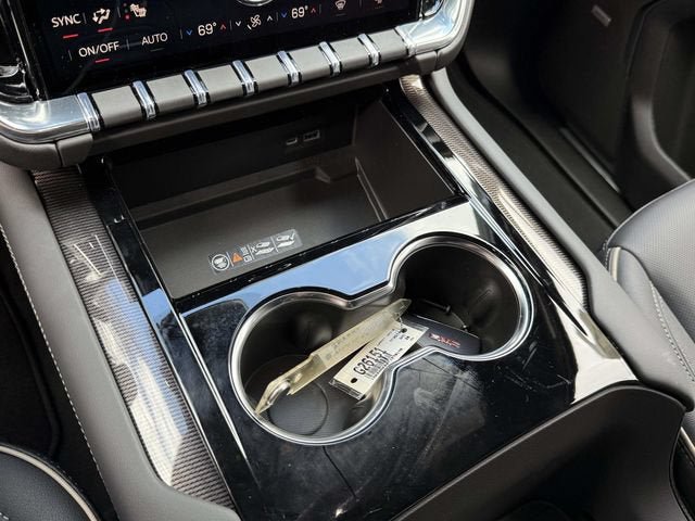 New 2026 GMC Yukon XL Elevation AWD/4WD image 19