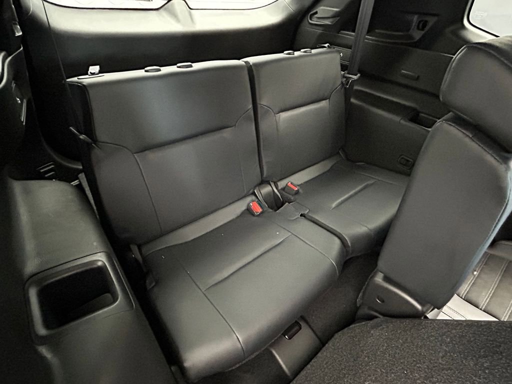 Used 2024 Mitsubishi Outlander SE image 48