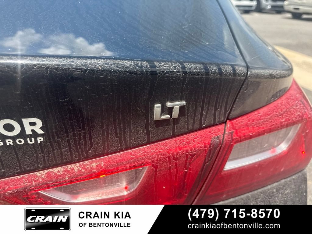 Used 2018 Chevrolet Malibu LT FWD image 33