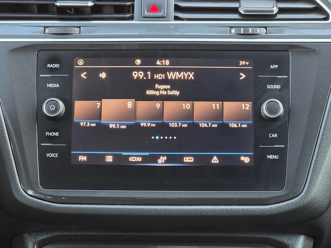 Used 2021 Volkswagen Tiguan SE 4dr SUV image 16