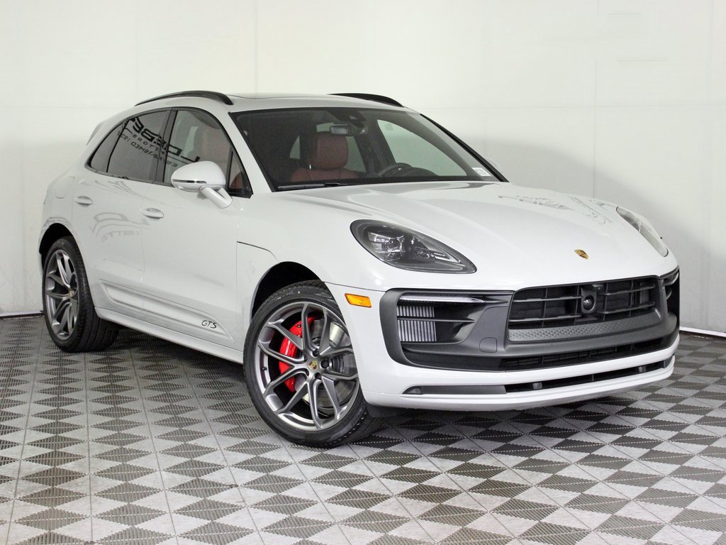 New 2026 Porsche Macan GTS image 9