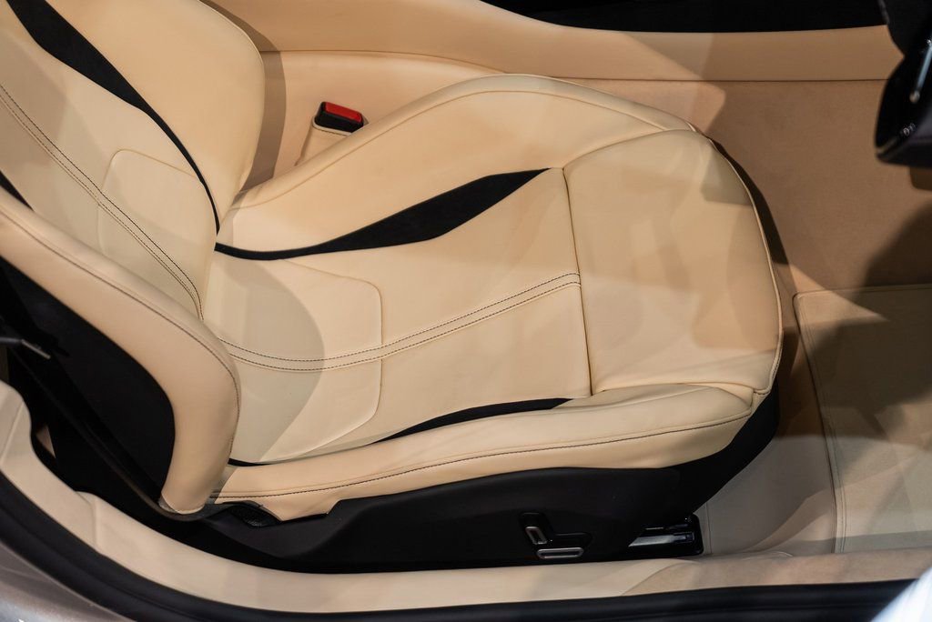 Used 2025 Ferrari 12Cilindri image 34