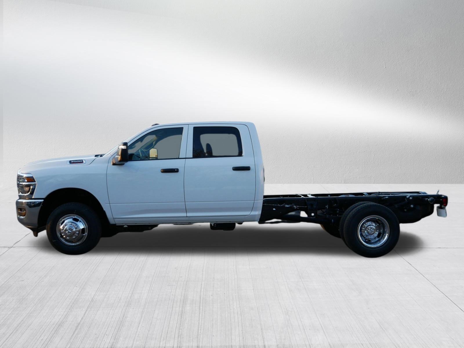 New 2026 RAM 3500 Tradesman image 3