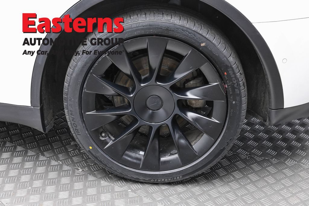 Used 2022 Tesla Model Y Long Range AWD/4WD image 8