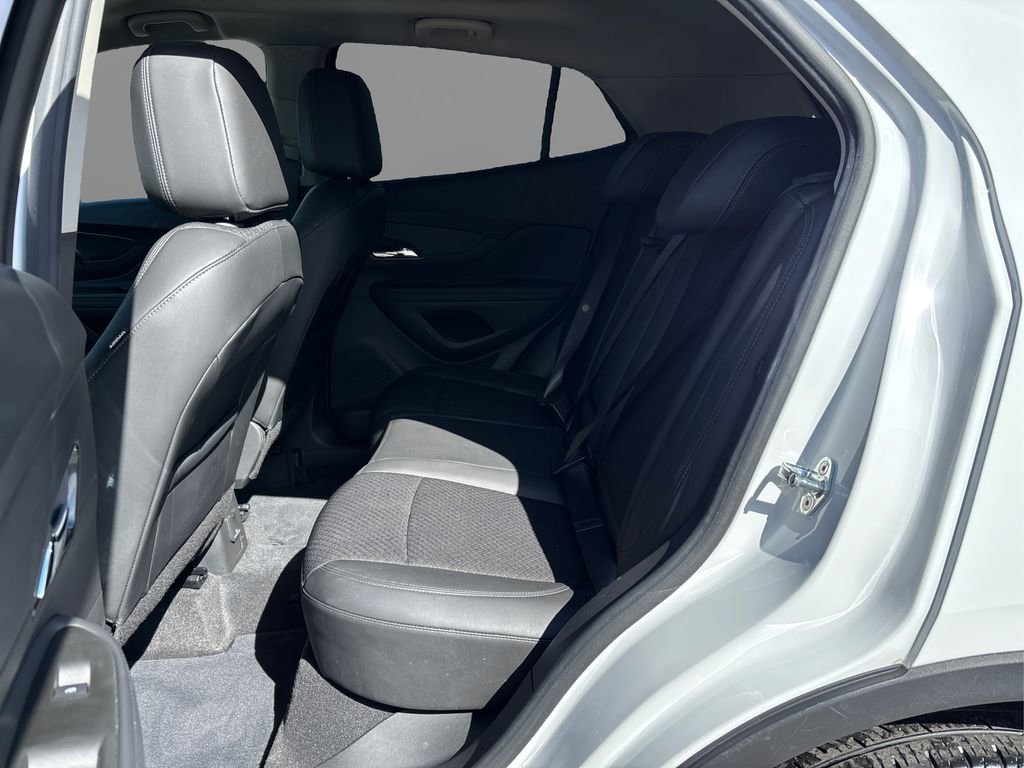 Used 2022 Buick Encore Preferred w/ Safety Package image 10