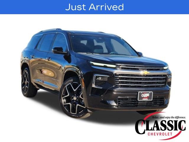 Used 2025 Chevrolet Traverse High Country image 3