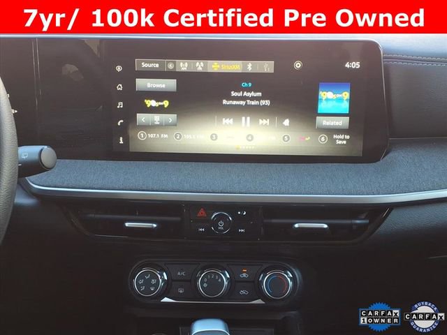 Certified 2025 Nissan Kicks SV image 23