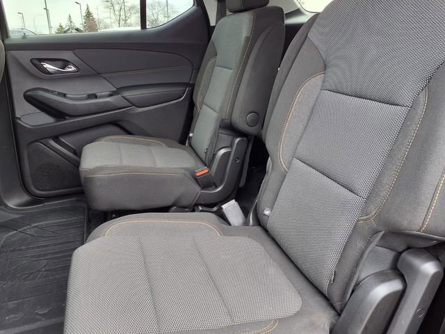 Used 2021 Chevrolet Traverse LT image 7