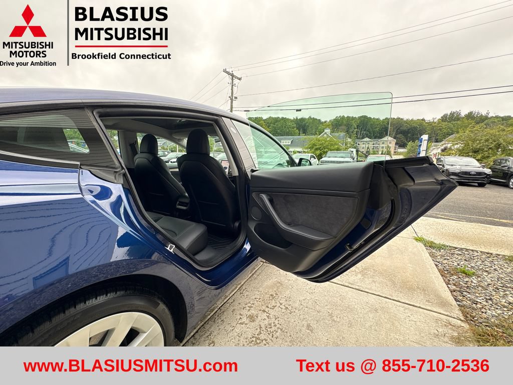 Used 2022 Tesla Model 3 Long Range AWD/4WD image 41