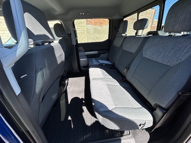 New 2026 Ford F350 XLT w/ XLT Premium Package AWD/4WD image 13