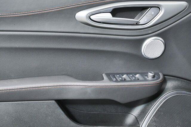 Used 2025 Alfa Romeo Giulia w/ Driving Assist Package RWD image 8