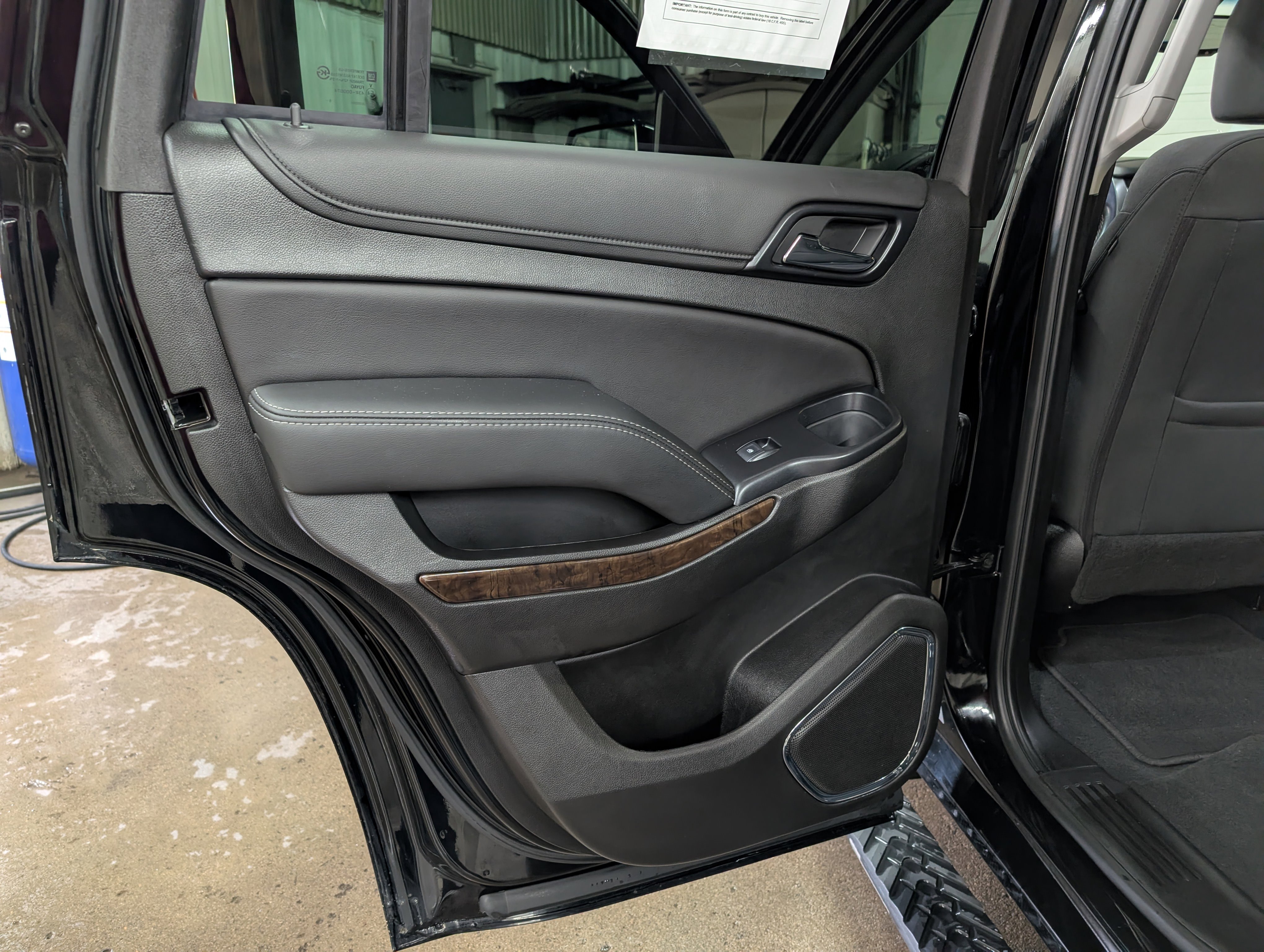 Used 2019 Chevrolet Tahoe LS image 8