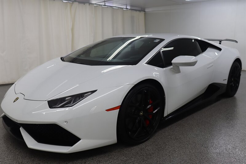Used 2015 Lamborghini Huracan LP 610-4 AWD/4WD image 3