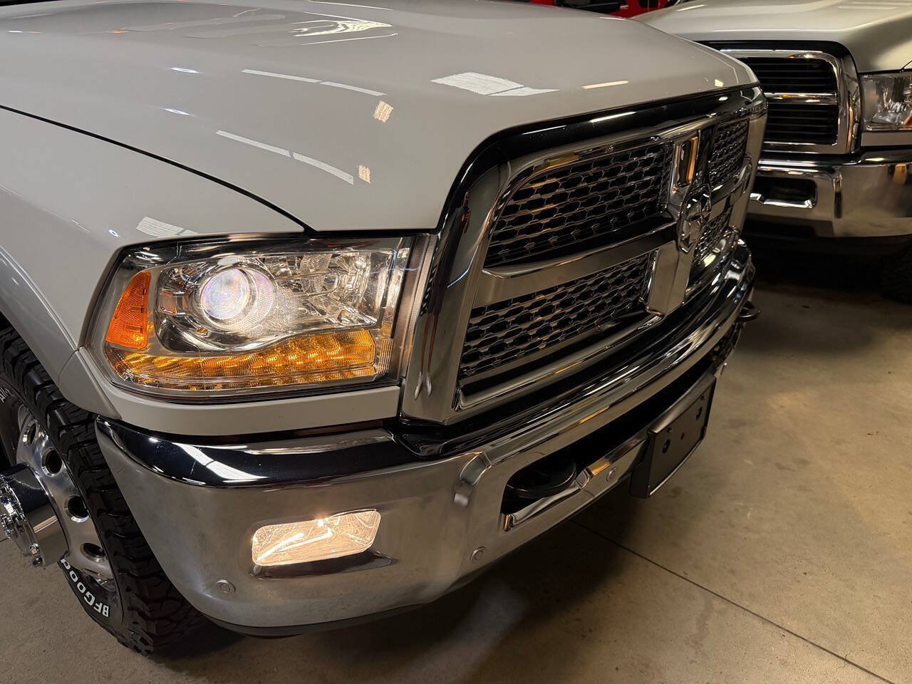 Used 2018 RAM 3500 Laramie RWD image 62