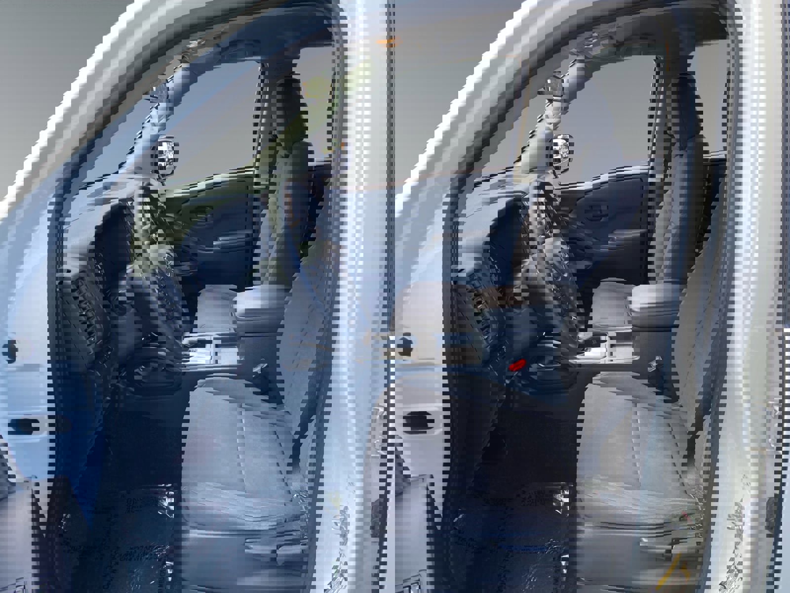 Used 2023 Nissan Frontier S RWD image 9