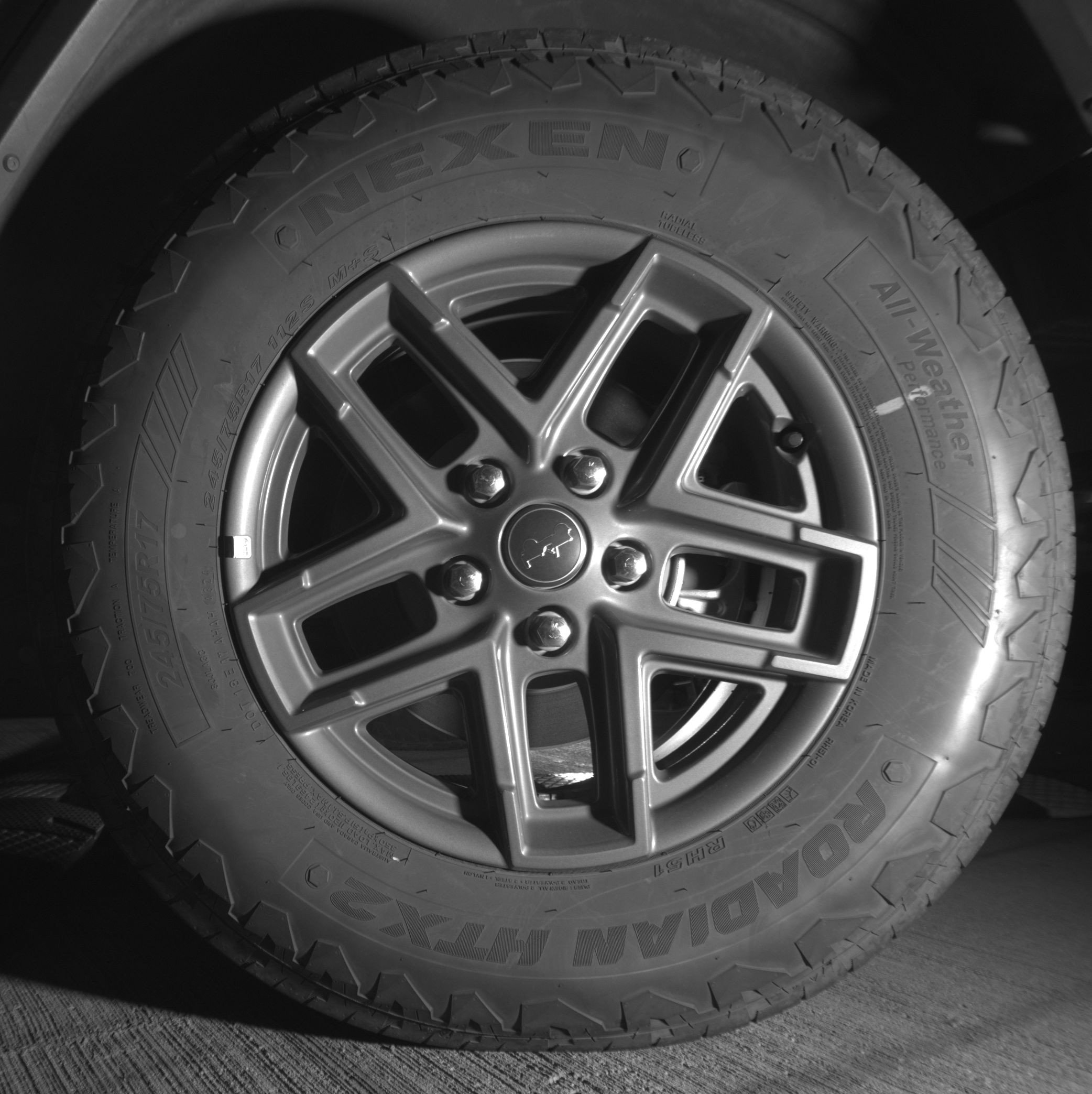 Used 2025 Jeep Wrangler Sport S image 14