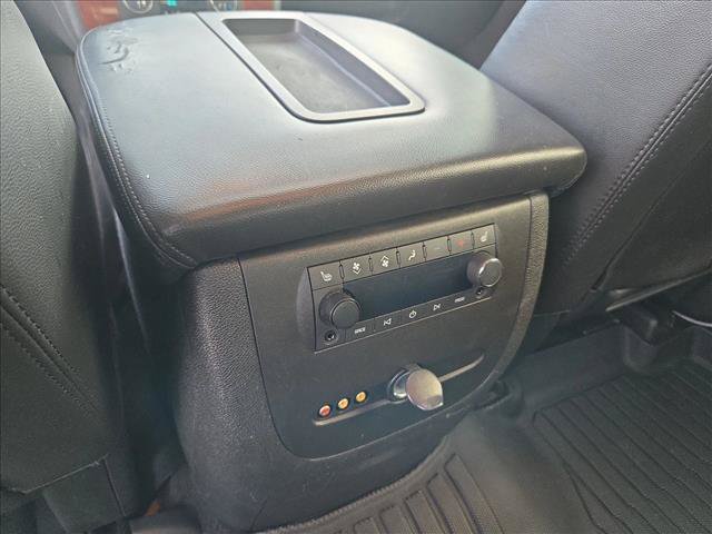 Used 2011 Chevrolet Tahoe LTZ AWD/4WD image 17
