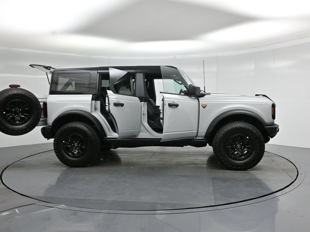 New 2026 Ford Bronco Badlands AWD/4WD image 4