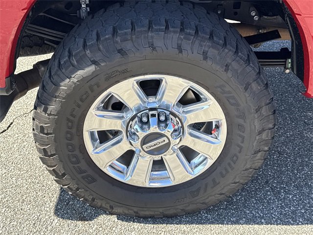 Used 2023 Ford F350 Platinum w/ FX4 Off-Road Package image 19