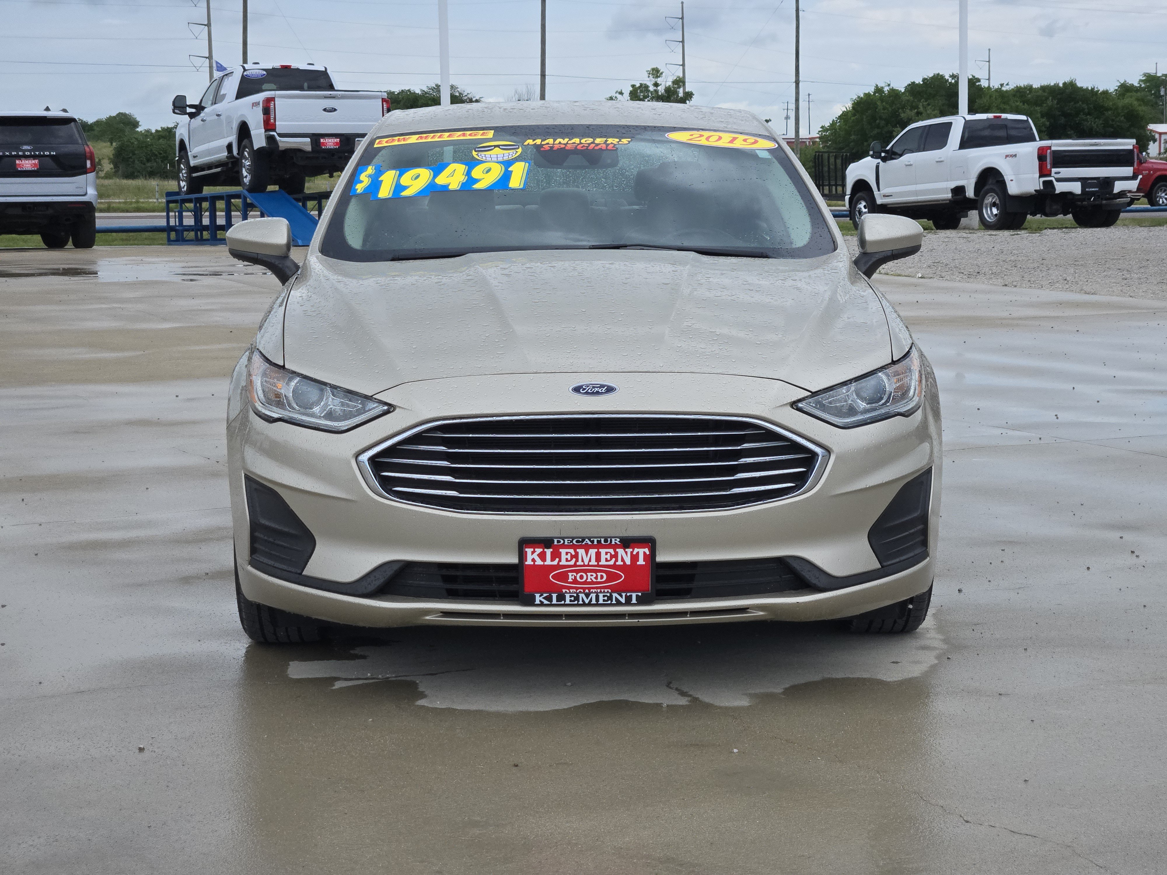 Used 2019 Ford Fusion S FWD image 2