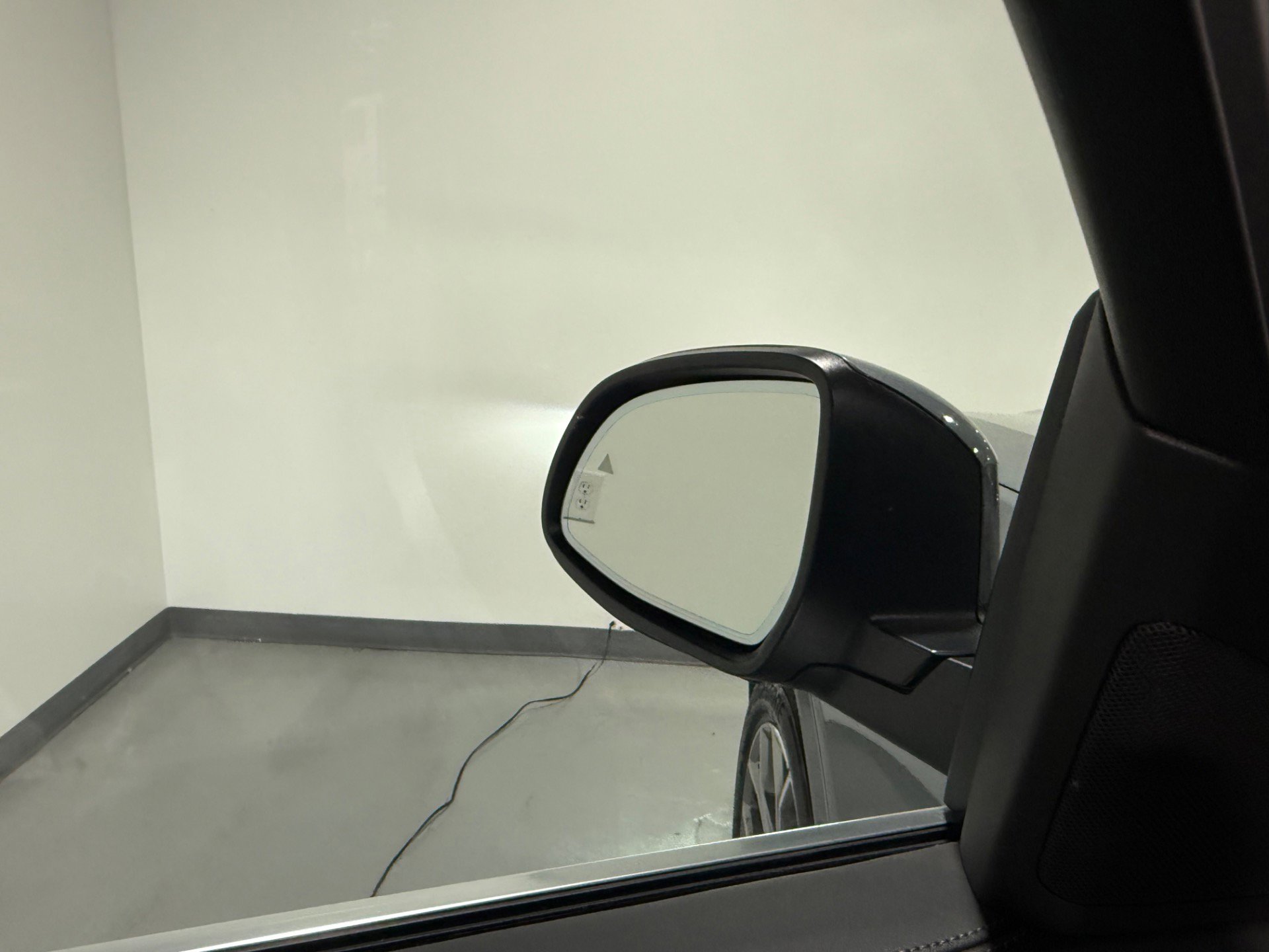 Used 2024 BMW X7 xDrive40i image 21