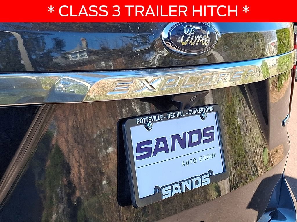 Used 2017 Ford Explorer Platinum image 34