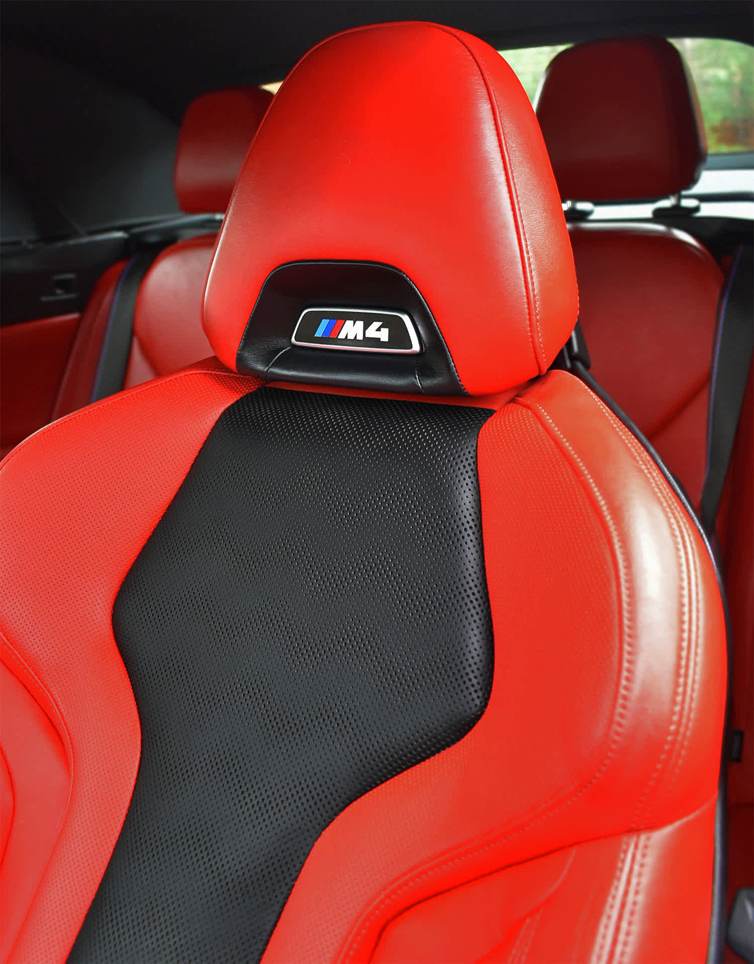 Used 2023 BMW M4 xDrive Competition w/ M Carbon Exterior Package image 19