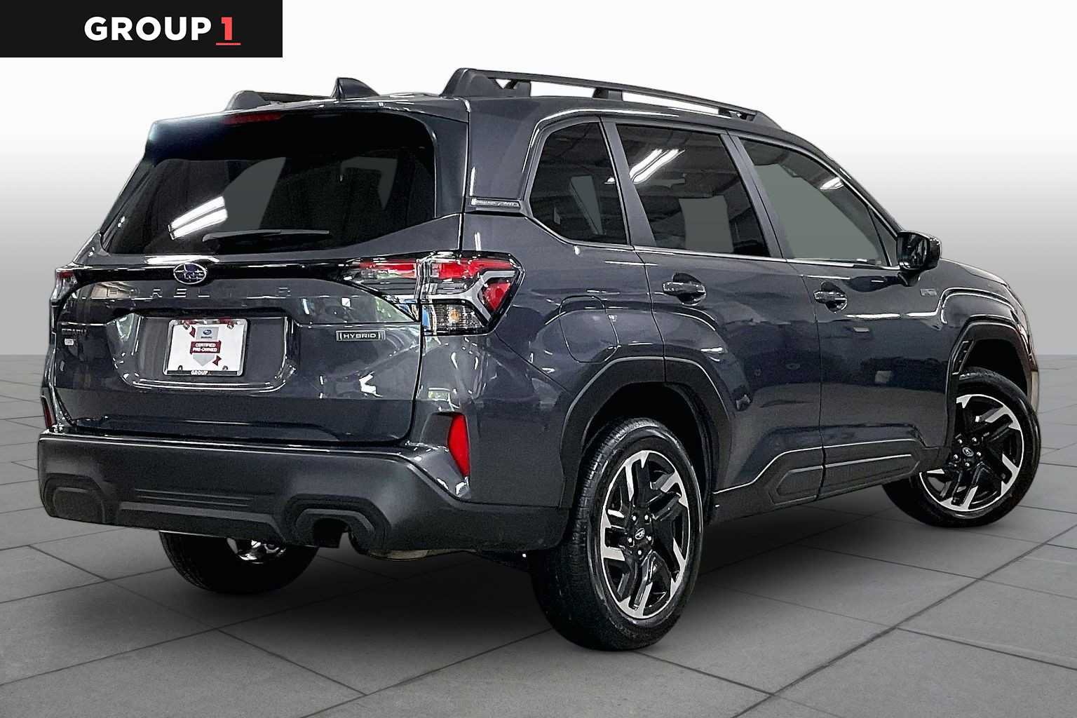 Used 2025 Subaru Forester Premium AWD/4WD image 13