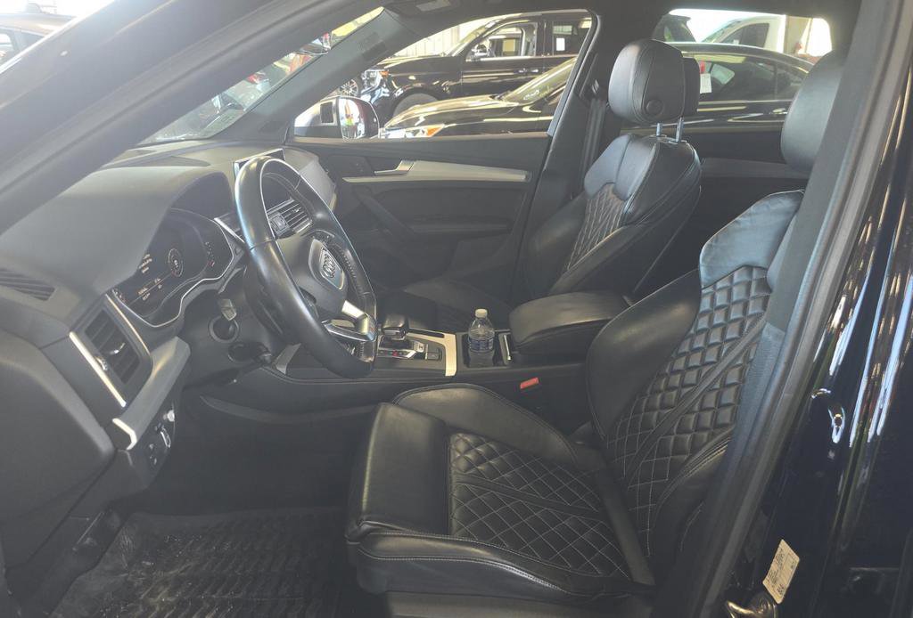 Used 2018 Audi SQ5 Prestige w/ Prestige Package image 5