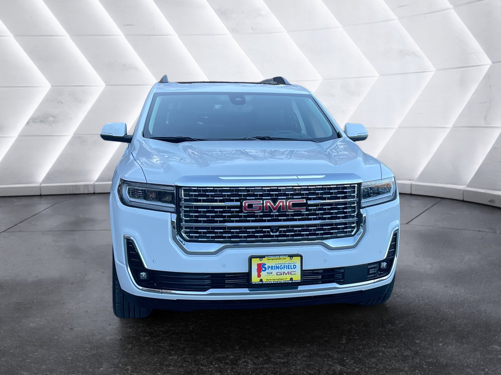 Used 2023 GMC Acadia Denali w/ Denali Ultimate Package AWD/4WD image 9