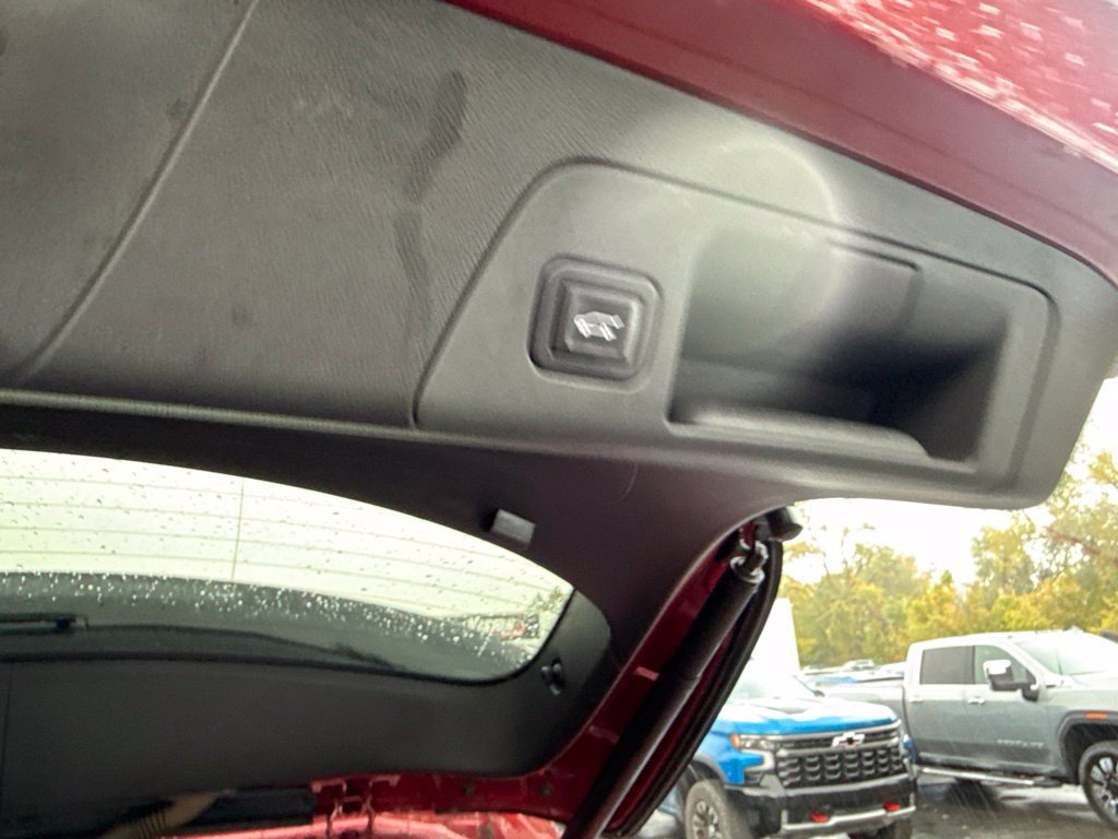 Used 2022 Buick Envision Essence w/ Safety Package AWD/4WD image 14