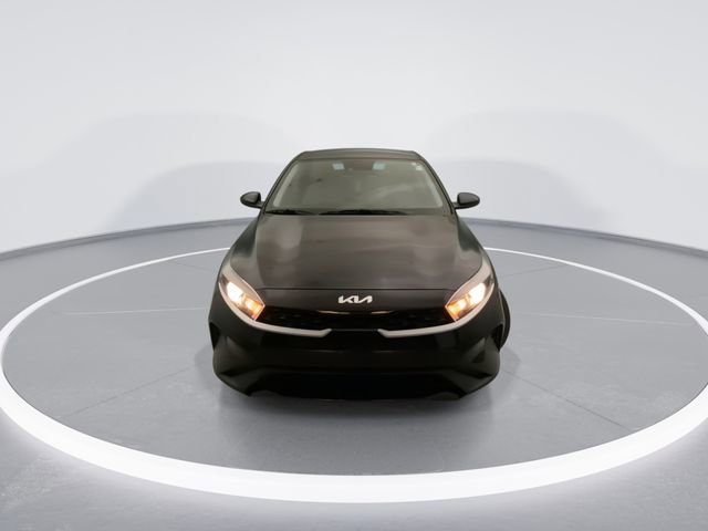 Used 2023 Kia Forte LXS image 9