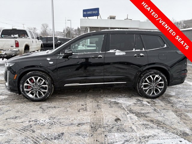 Used 2022 Cadillac XT6 Sport image 2