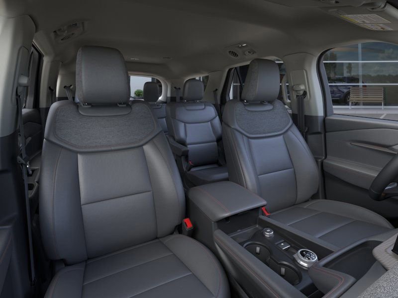 New 2026 Ford Explorer Active AWD/4WD image 12