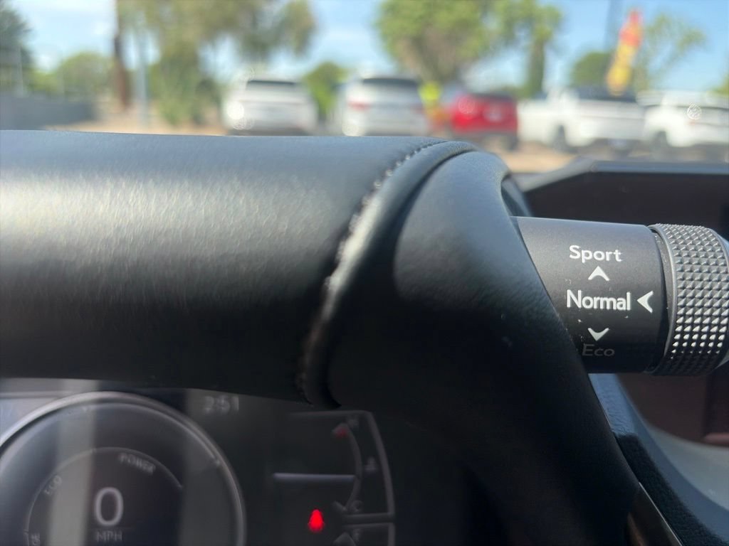 Used 2019 Lexus ES 300h w/ Premium Package FWD image 39