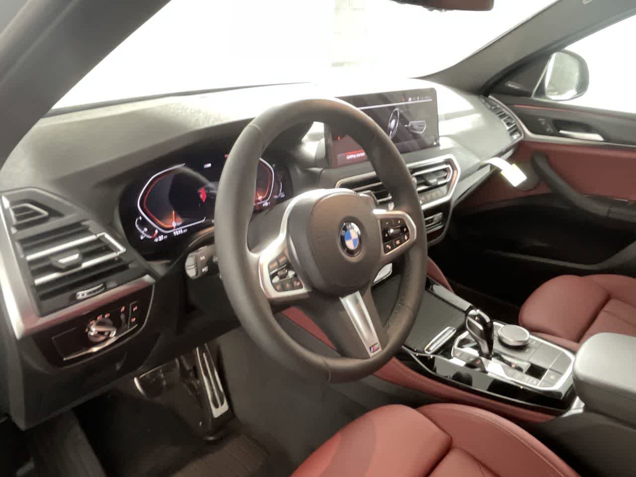 Certified 2024 BMW X4 xDrive30i w/ M Sport Package AWD/4WD image 14