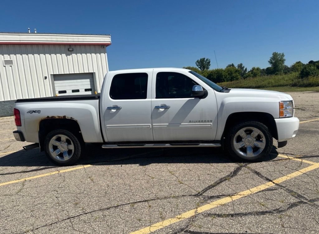 Used 2012 Chevrolet Silverado 1500 LTZ w/ LPO, Deluxe Chrome Package AWD/4WD image 4