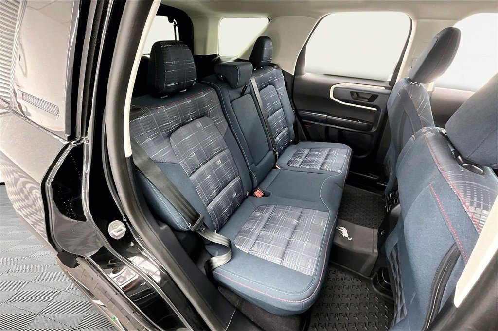 Used 2024 Ford Bronco Sport Heritage w/ Heritage Convenience Package image 27