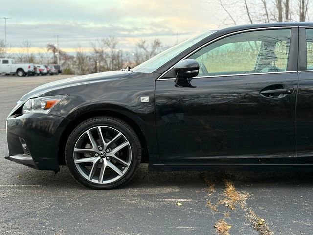 Used 2017 Lexus CT 200h image 10