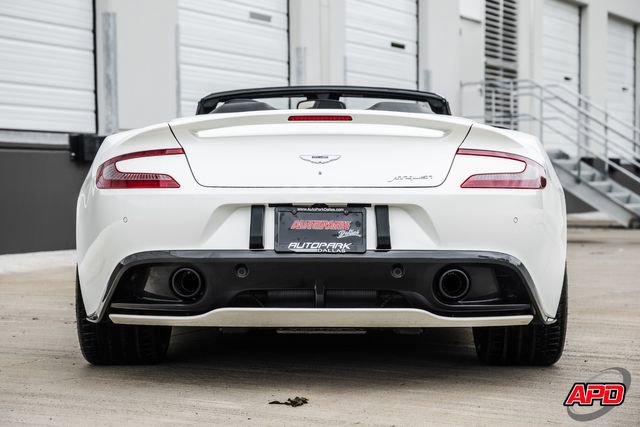 Used 2016 Aston Martin Vanquish Volante RWD image 19
