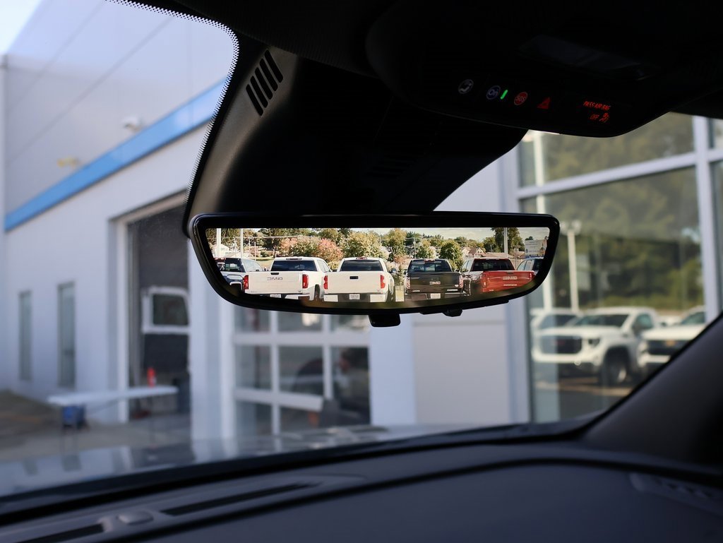 New 2026 Chevrolet Traverse LT w/ Driver Confidence Package image 22