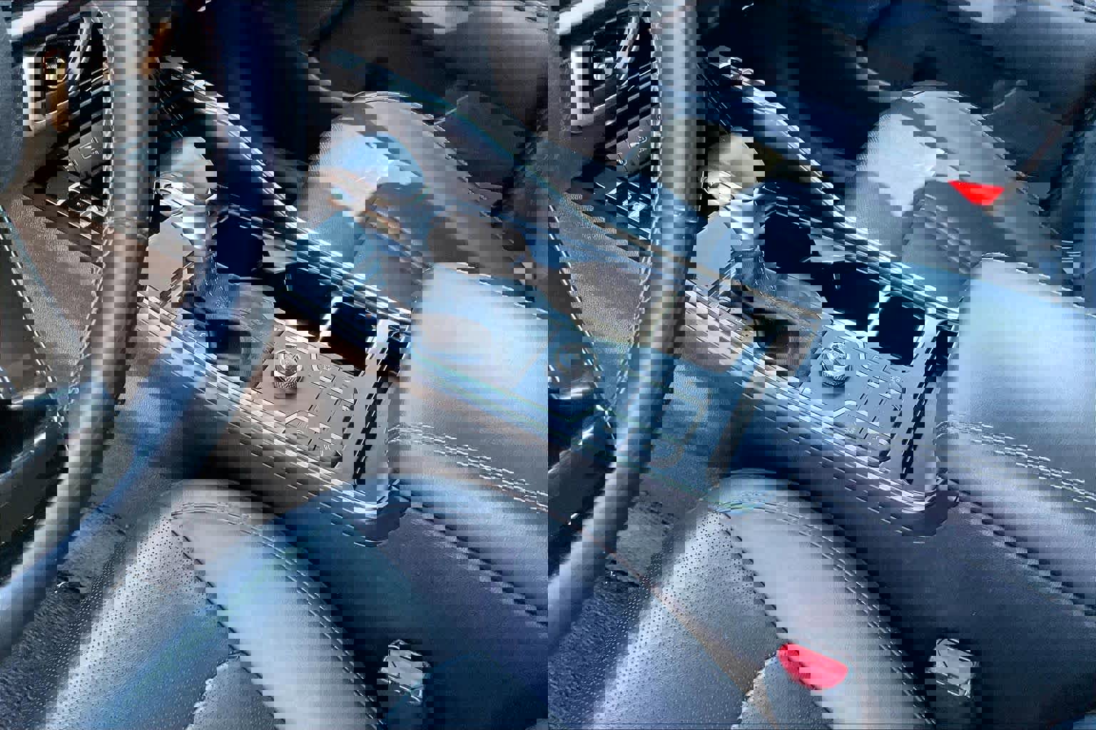 Used 2021 Kia Sorento S image 16