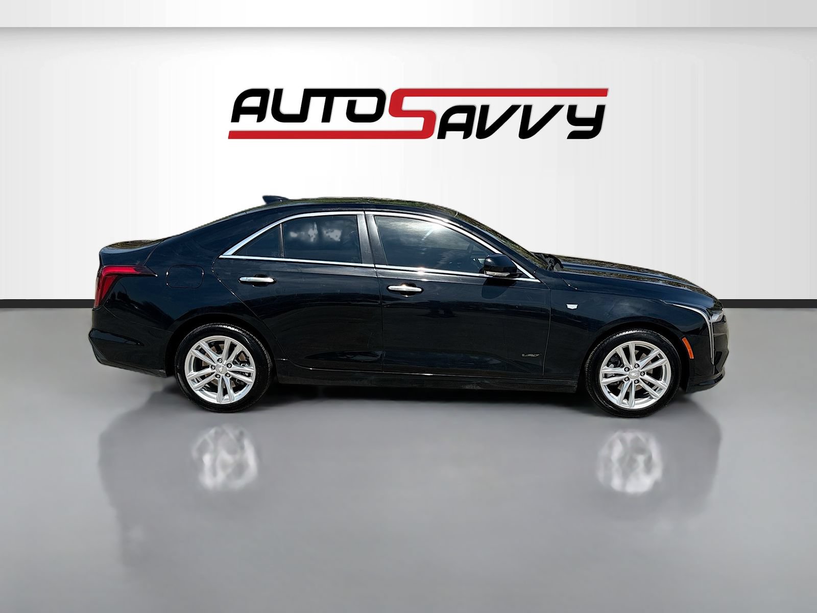 Used 2025 Cadillac CT4 Luxury RWD image 8