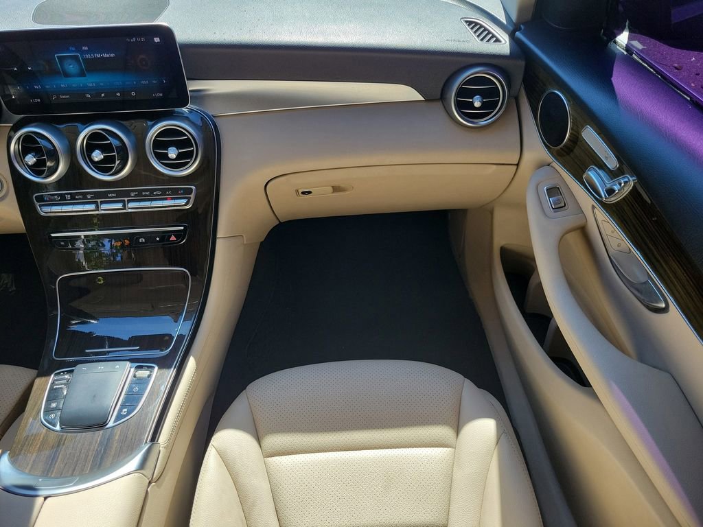Used 2020 Mercedes-Benz GLC 300 4MATIC image 22