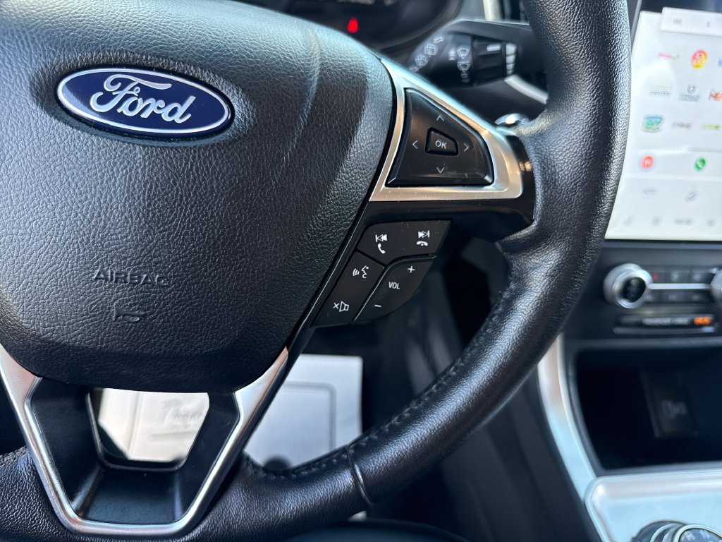 Used 2024 Ford Edge SEL AWD/4WD image 35