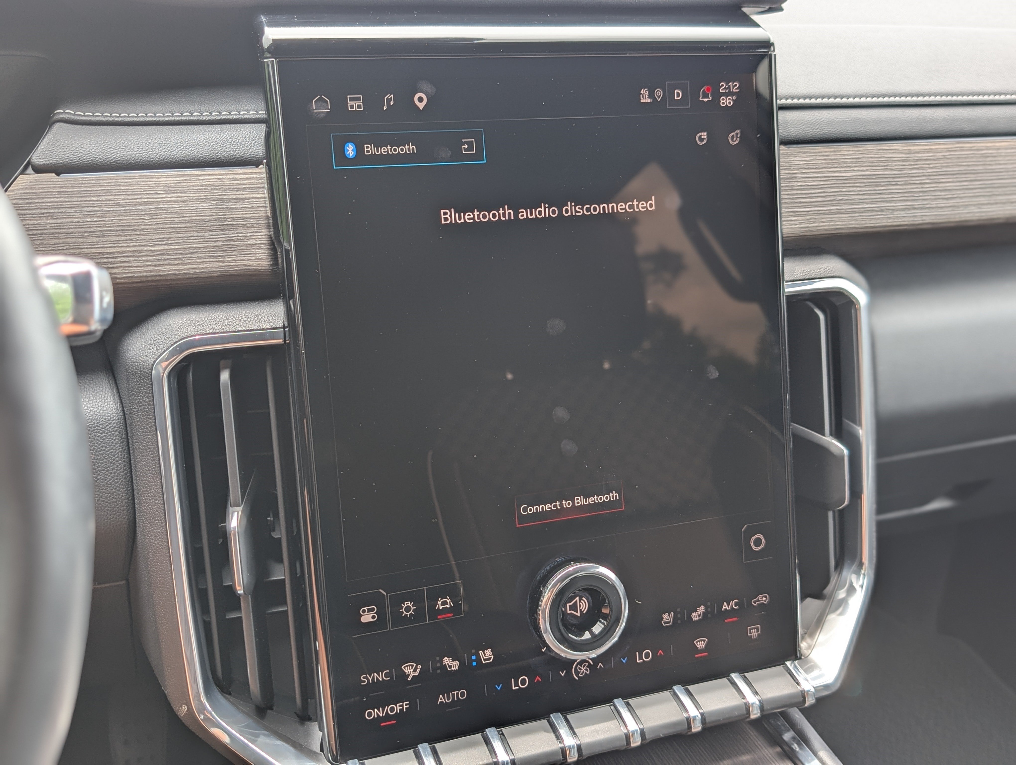 Used 2024 GMC Acadia Denali FWD image 30