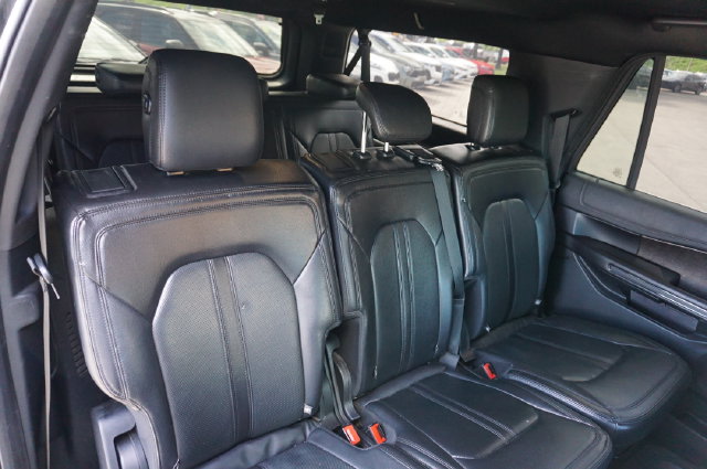 Used 2020 Ford Expedition Max Limited RWD image 28