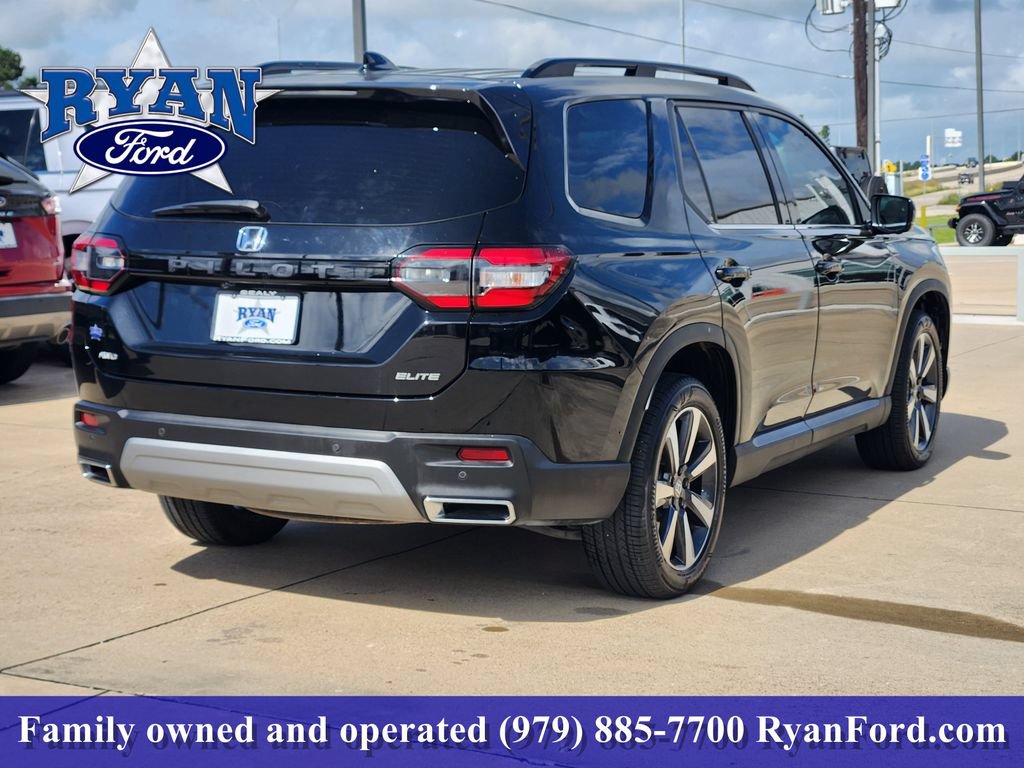 Used 2025 Honda Pilot Elite image 4