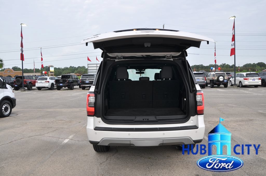 Used 2019 Ford Expedition Limited w/ Equipment Group 302A RWD image 23